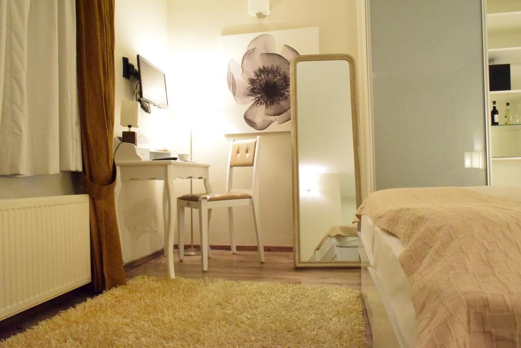 ホテル La Petite Perle ハンブルク 部屋 写真